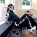 运动风厚实拉链外套+松紧腰杠条长裤套装